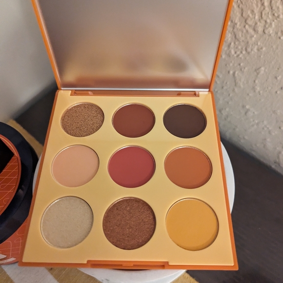 MakeUp Bundle - Picture 8 of 14